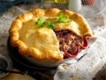 Game Make beef and mushroom pie