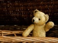 Game Jigsaw: Old Teddy Bear